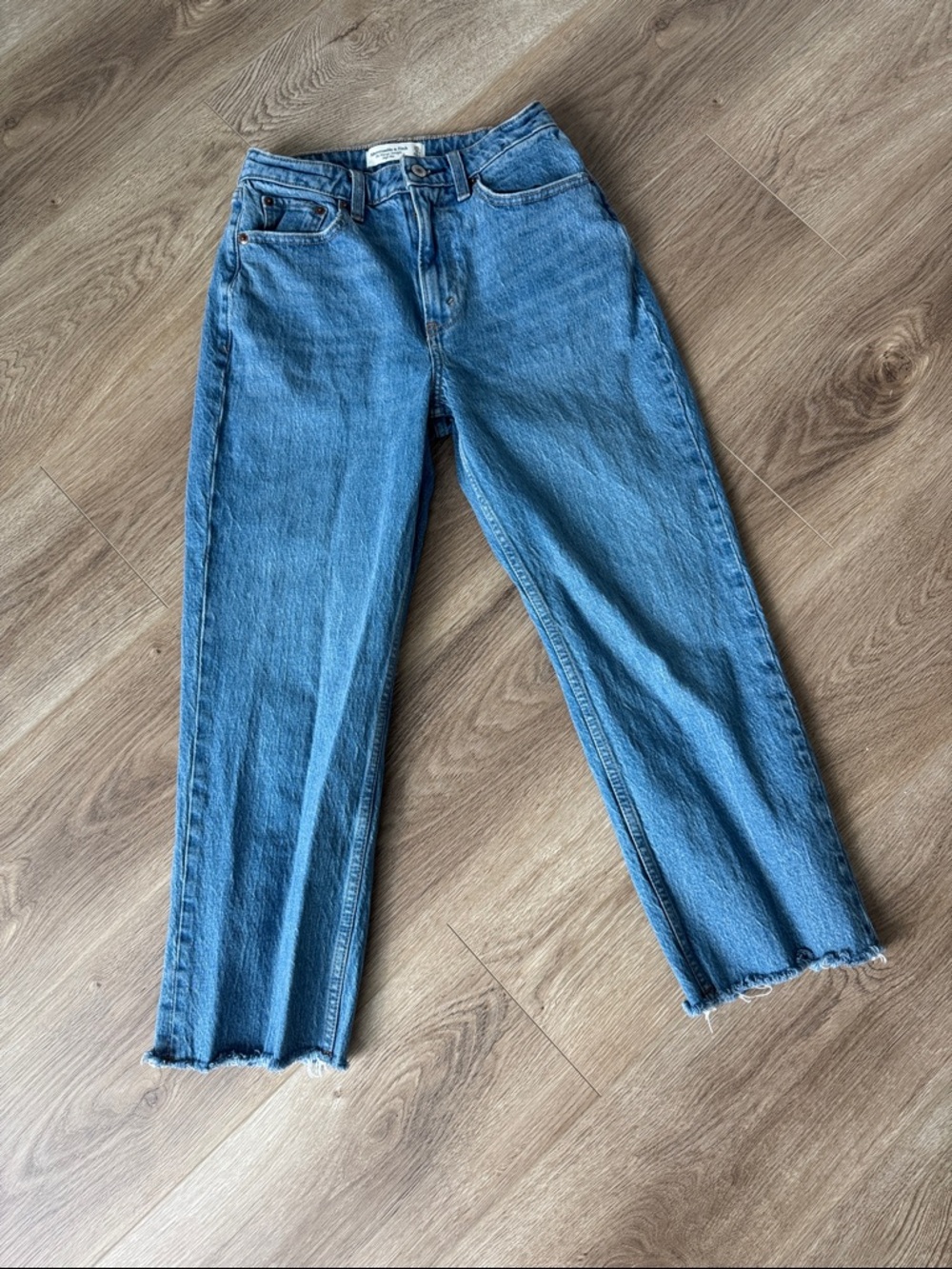 Abercrombie & Fitch High Rise Vintage Straight